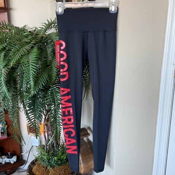 Brand New Good American Performance Black w/ Red Stretch Compression Leggings - Picture 2 of 15
